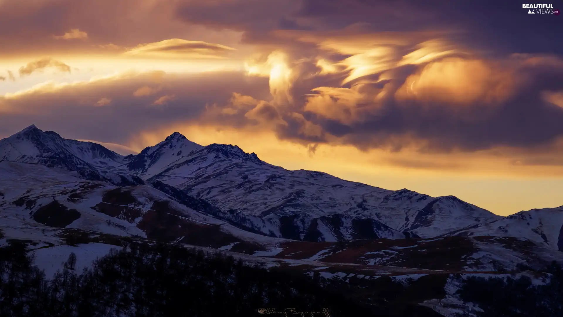 peaks, Great Sunsets, clouds, Snowy, Mountains