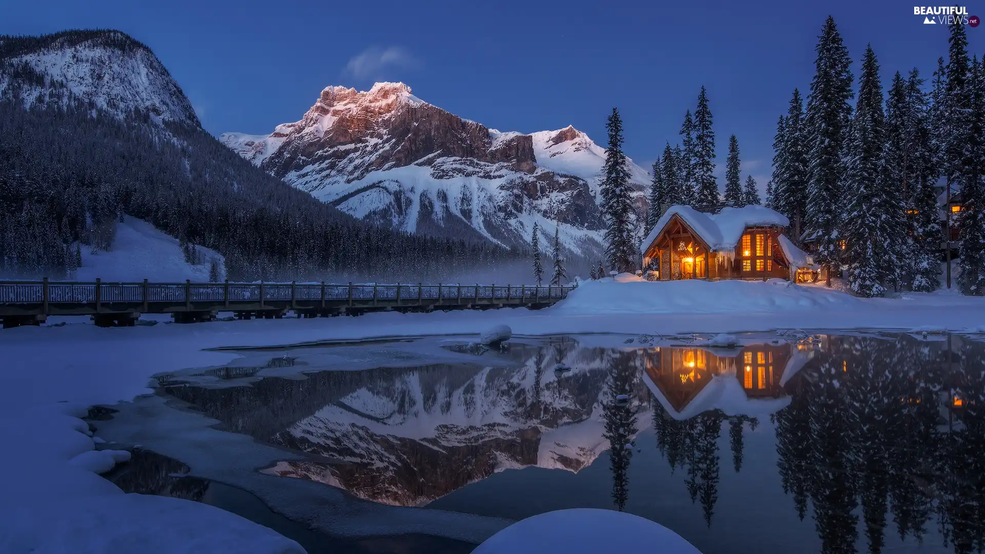 Mountains, winter, trees, Emerald Lake, lake, viewes, Floodlit, Canada, reflection, house, Yoho National Park, Alberta