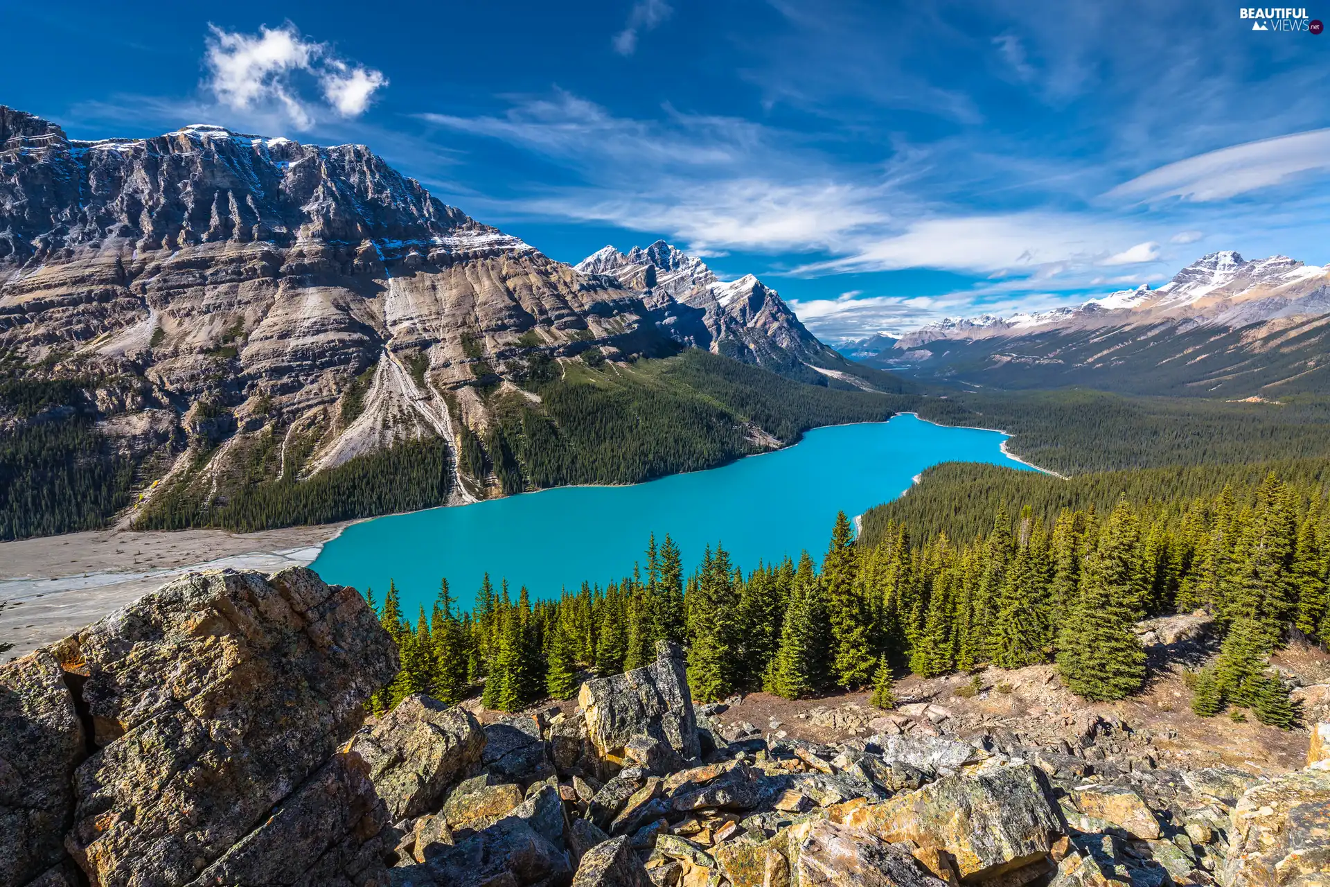 viewes, Peyto Lake, Mountains, Province of Alberta, forest, Banff National Park, rocks, Canada, clouds, trees