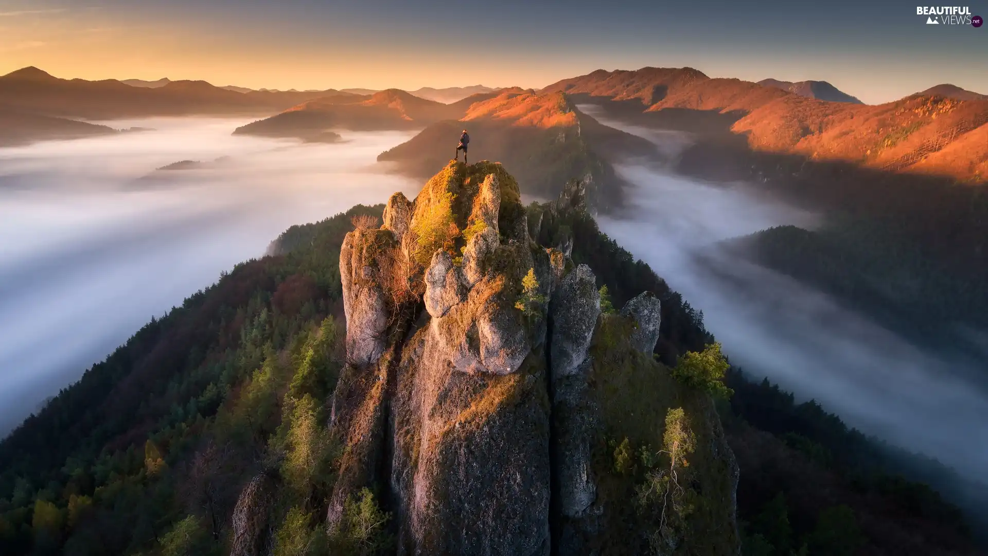 Fog, Human, Rocks, mount, Mountains