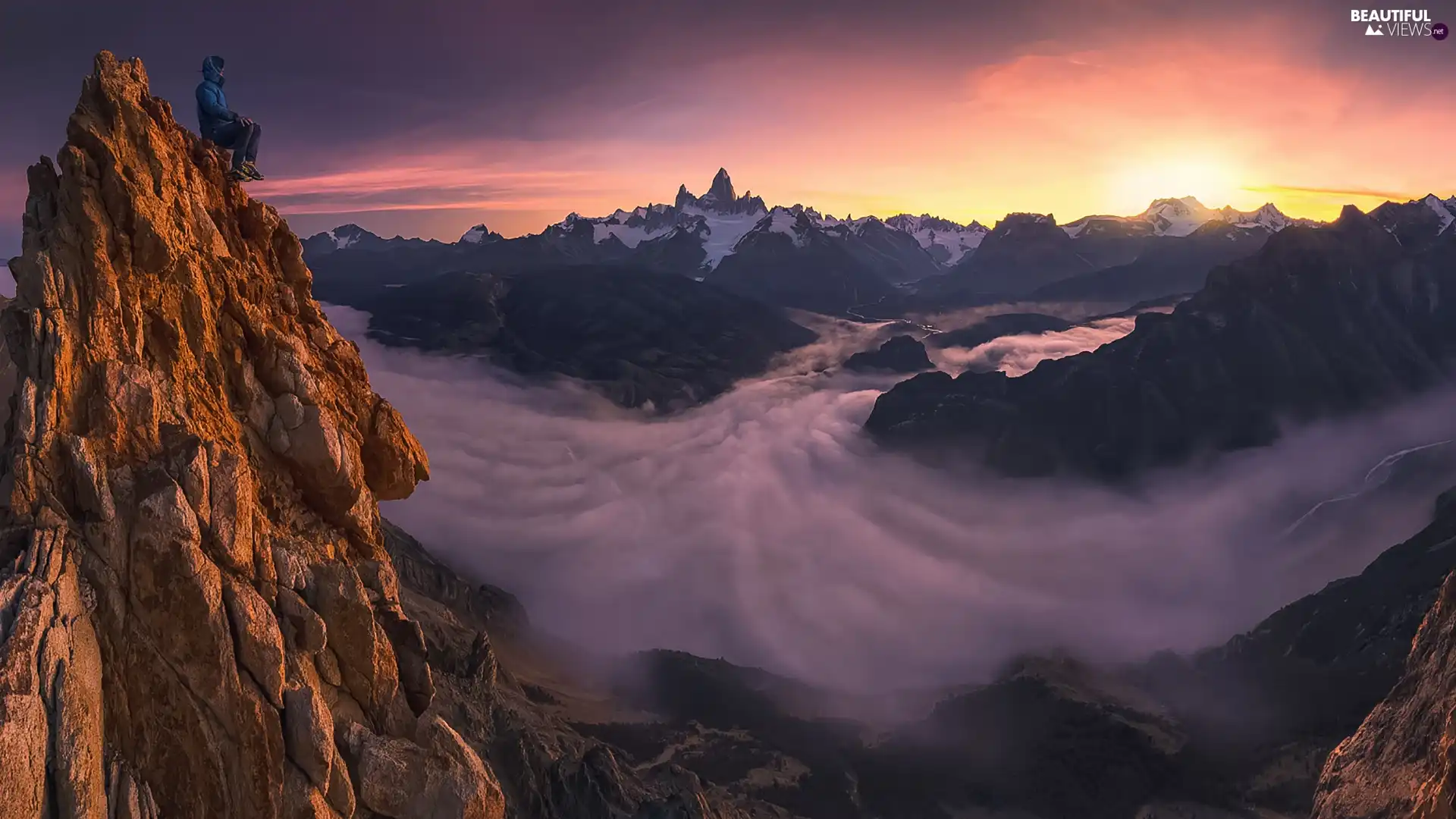 Valley, Great Sunsets, Rocks, clouds, Mountains, Fog, Human