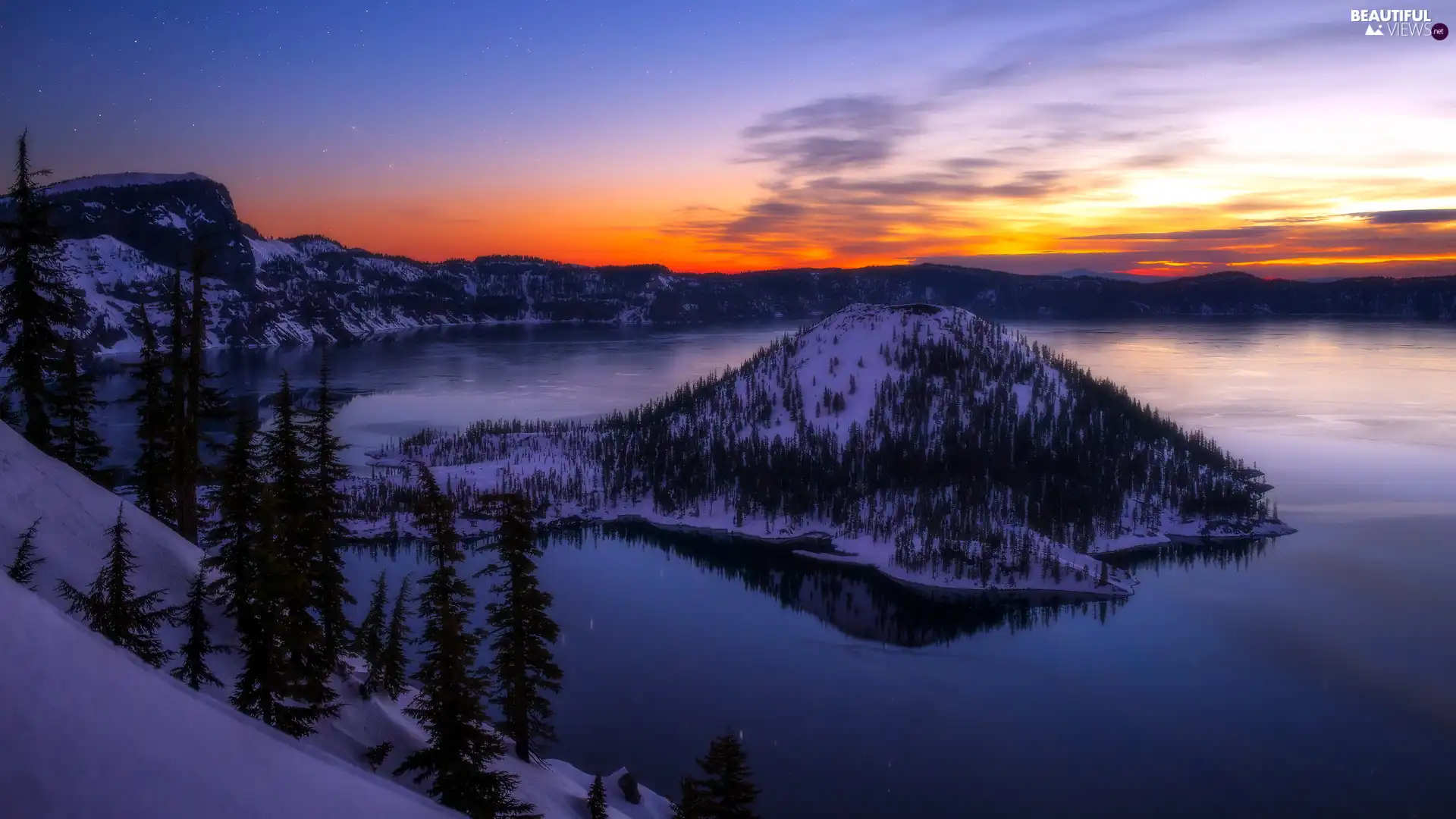 Great Sunsets, Crater Lake National Park, trees, Mountains, snow, The United States, State of Oregon, Island of Wizard, Crater Lake, winter, viewes