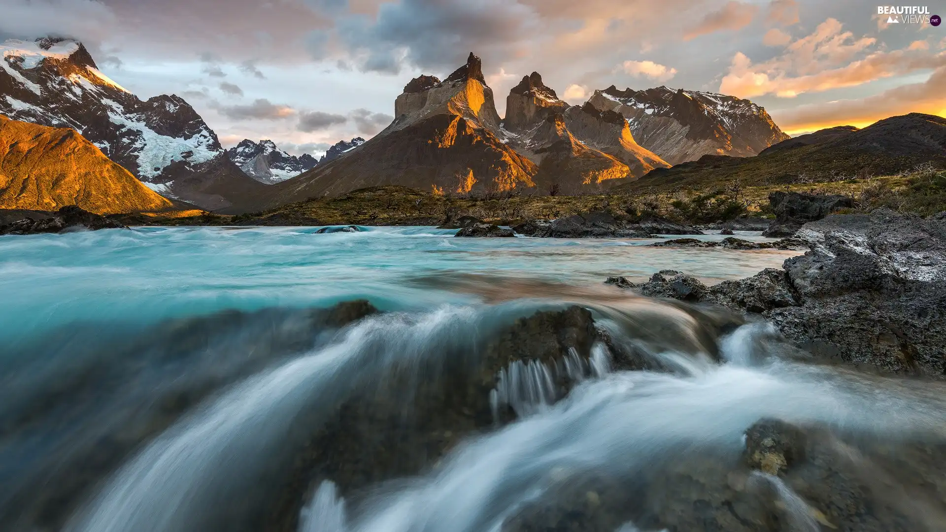 Torres del Paine National Park, Chile, Massif Torres del Paine, River, Cordillera del Paine Mountains, Patagonia