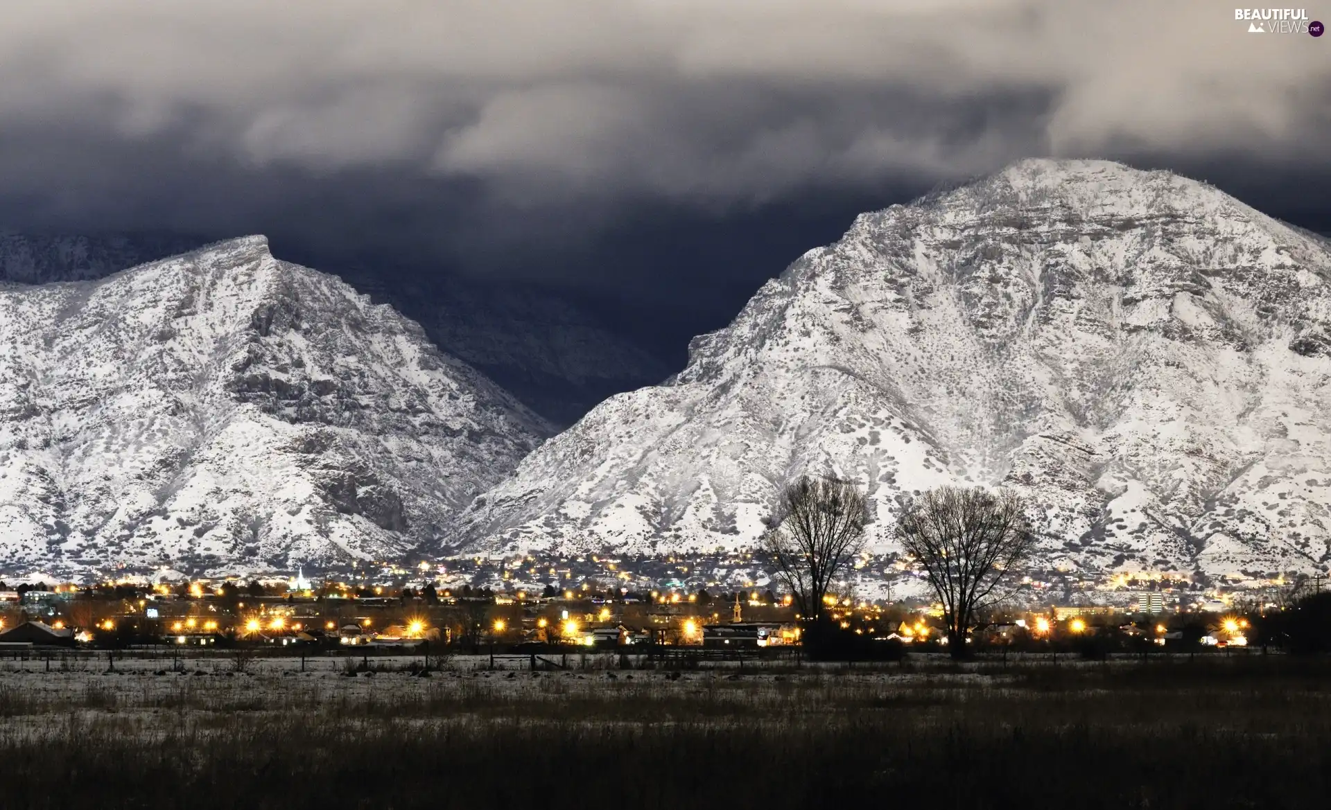 Snowy, illuminated, Town, Mountains