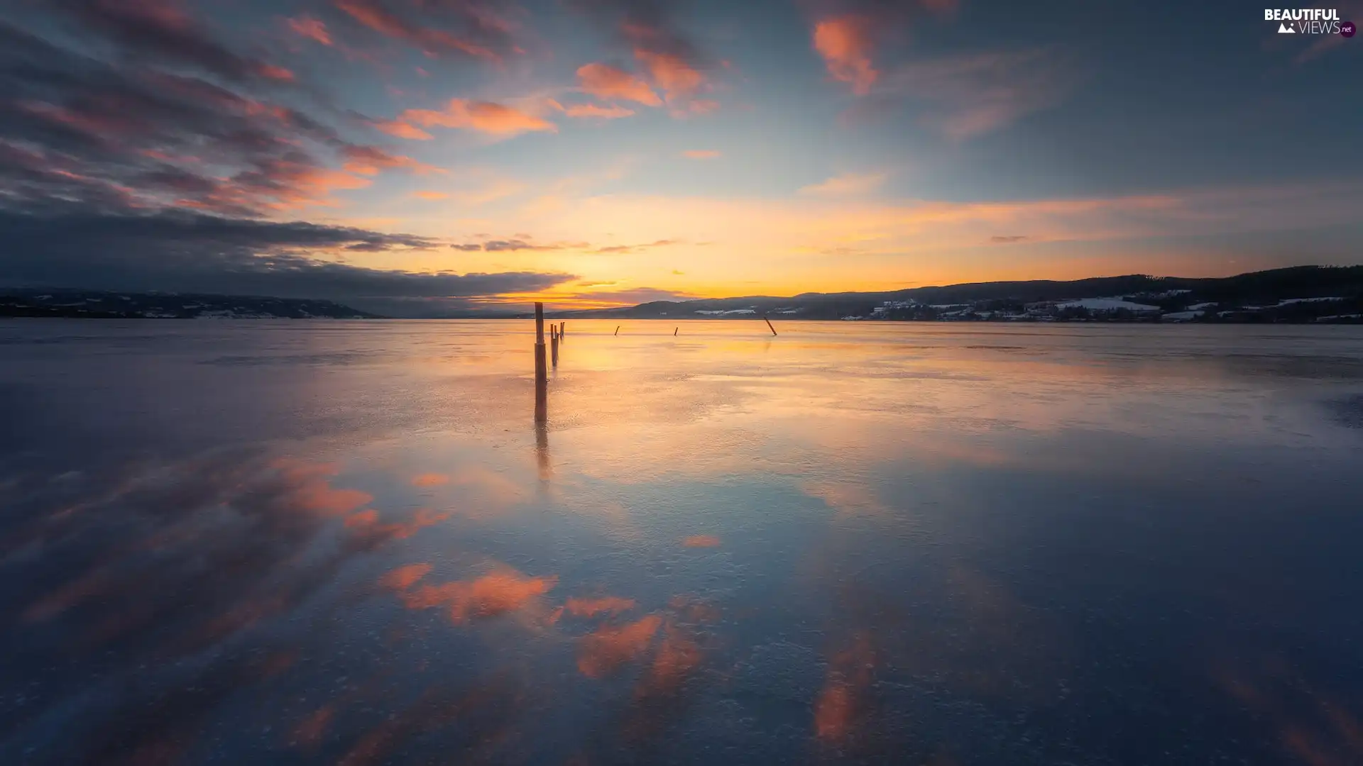 Norway, Lake Tyrifjorden, winter, Buskerud District