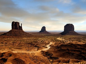 Desert, Mountains