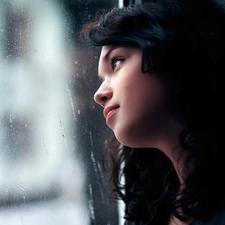 Rain, brunette, Glass