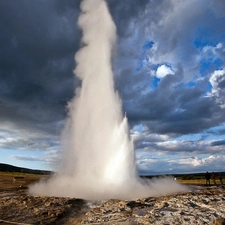 dark, geyser, Tourists, clouds