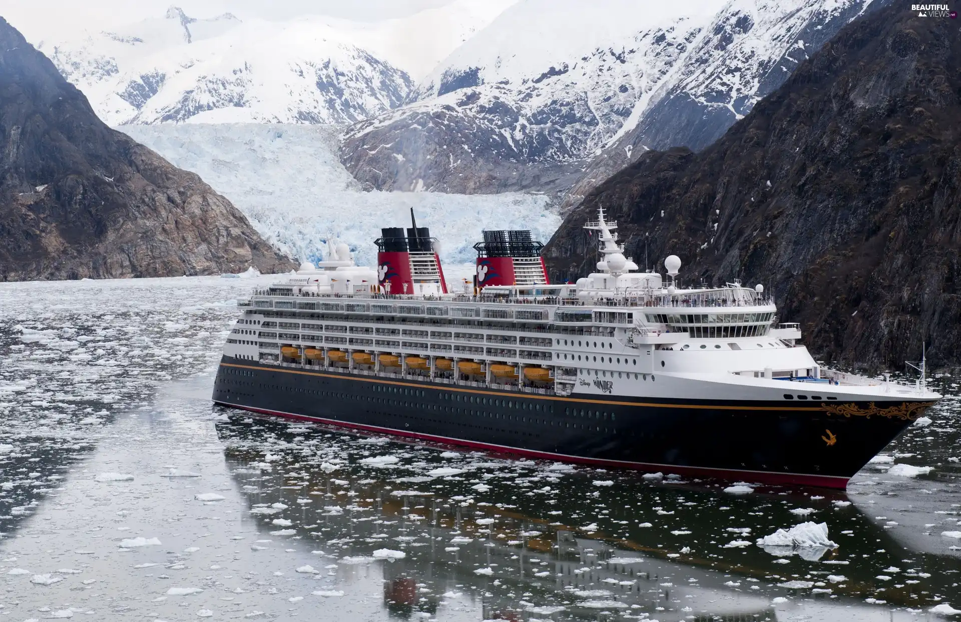 Kry, Ship, Alaska, USA, ice, Mountains