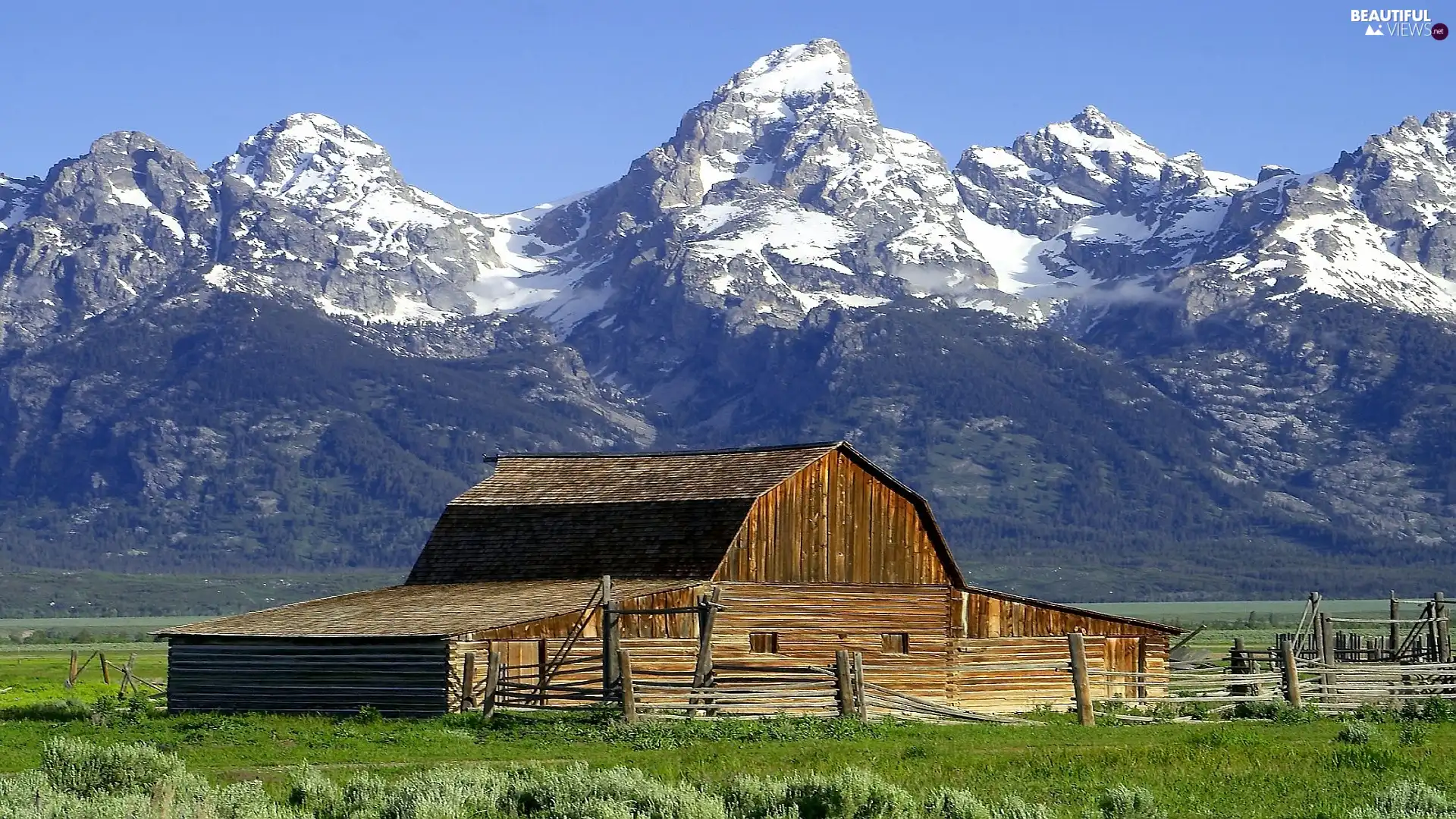 Barn, Mountains, grass