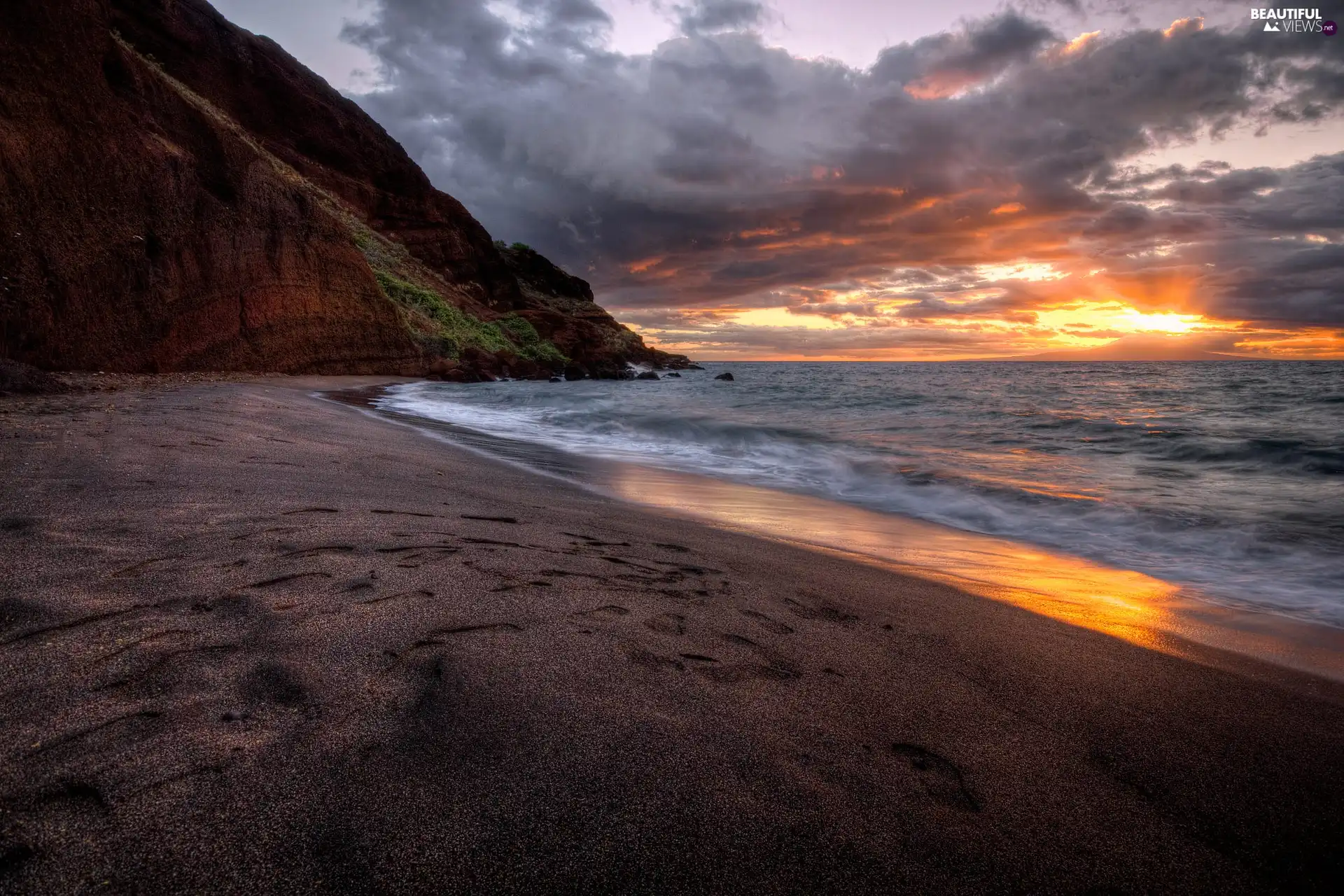 Beaches, Rocks, clouds, Great Sunsets, sea