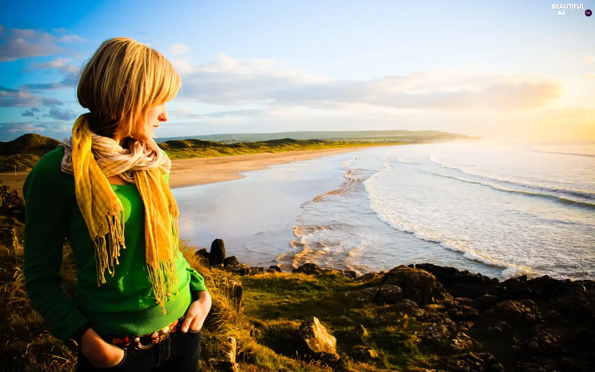 Beaches, Women, sea