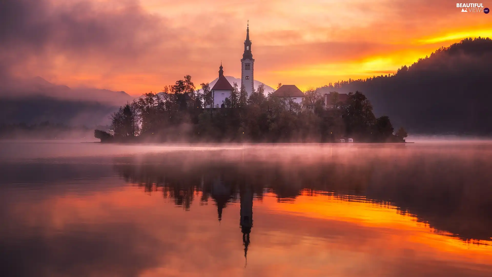Lake Bled, Slovenia, Blejski Otok Island, Church of the Annunciation of the Virgin Mary, reflection, Fog, Julian Alps, Great Sunsets, Mountains