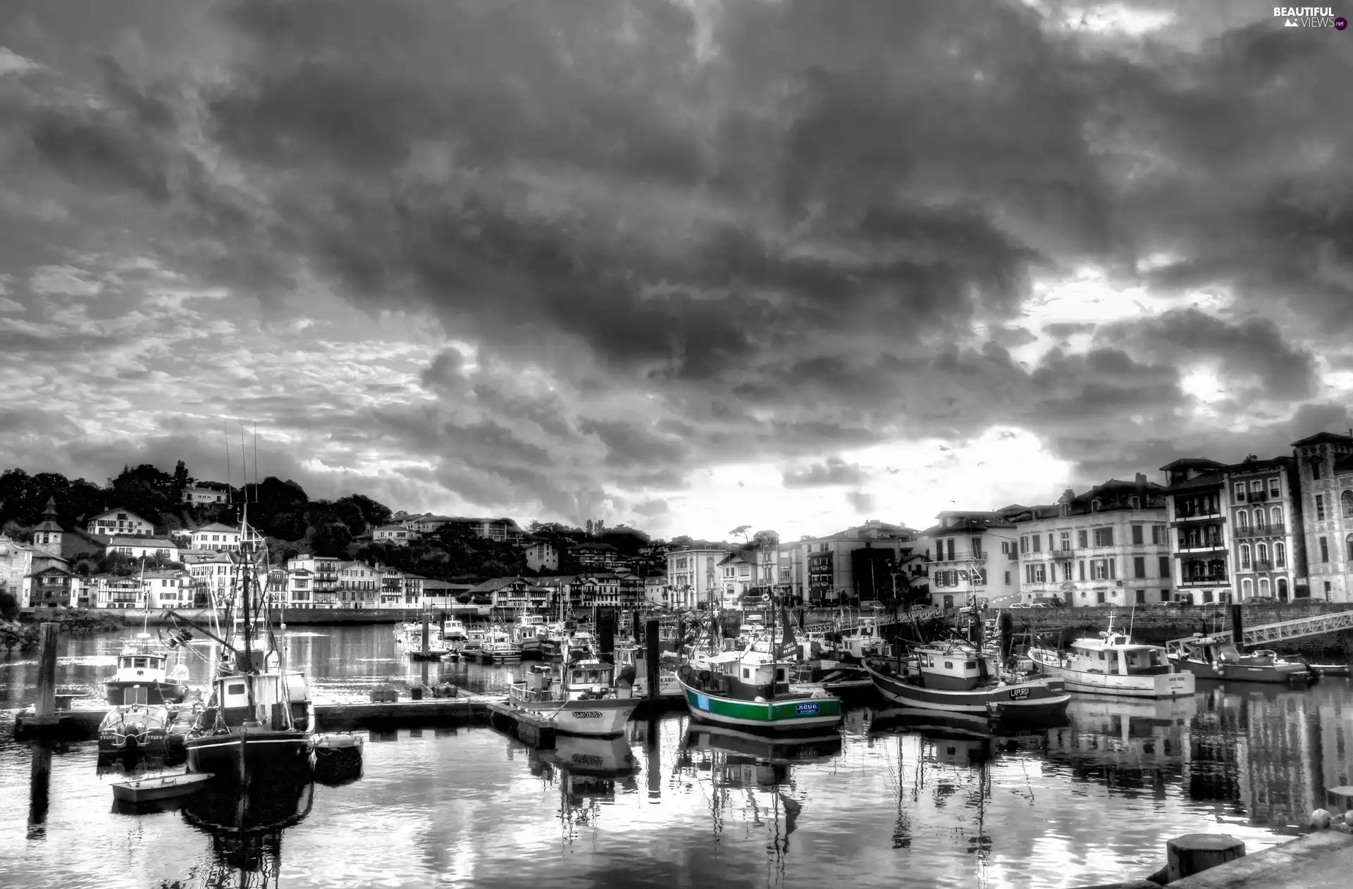 clouds, Boats