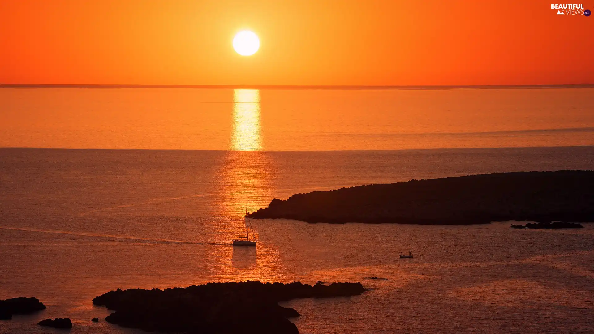 Orange, sea, Gulf, Boats, Sky, Great Sunsets