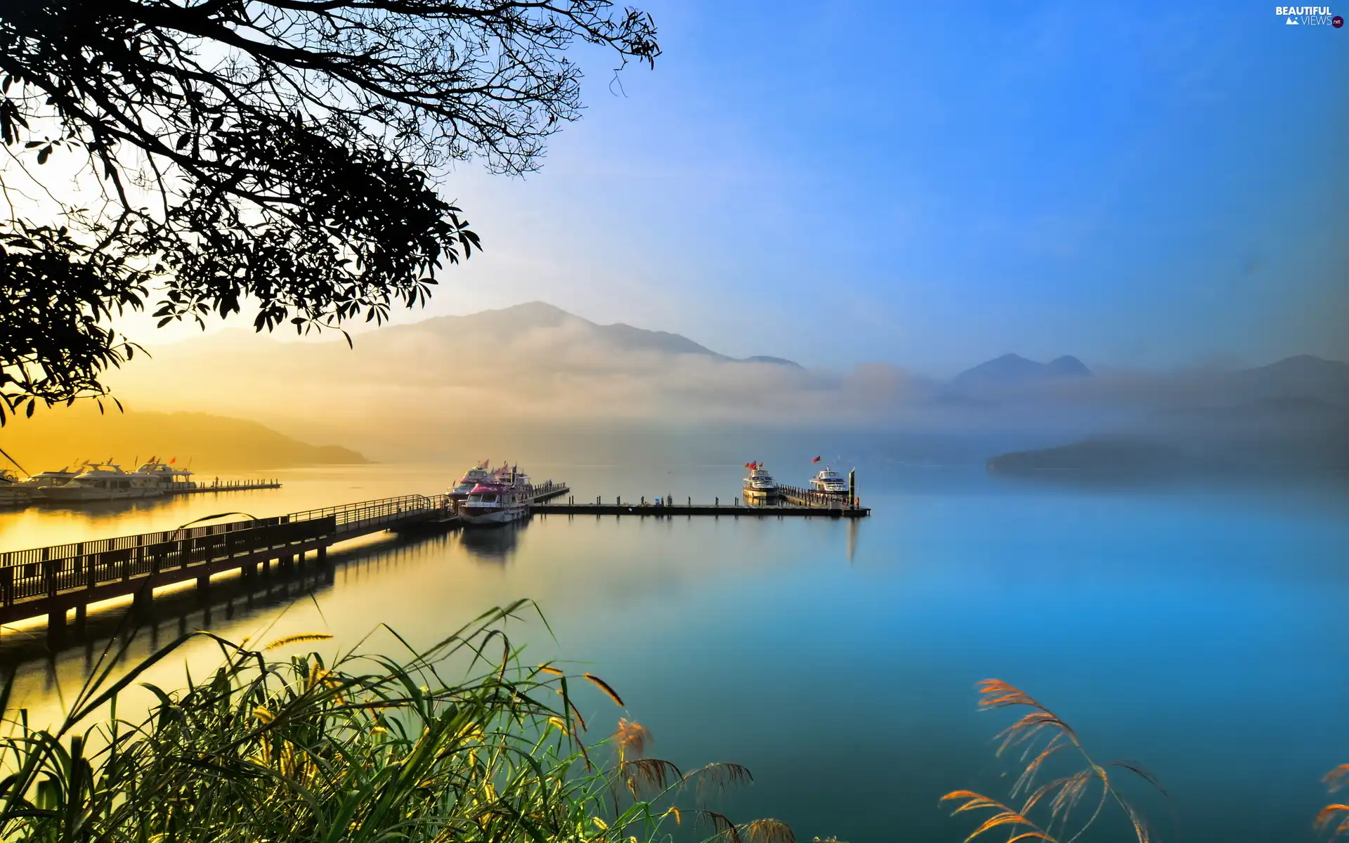 Boats, lake, Platform