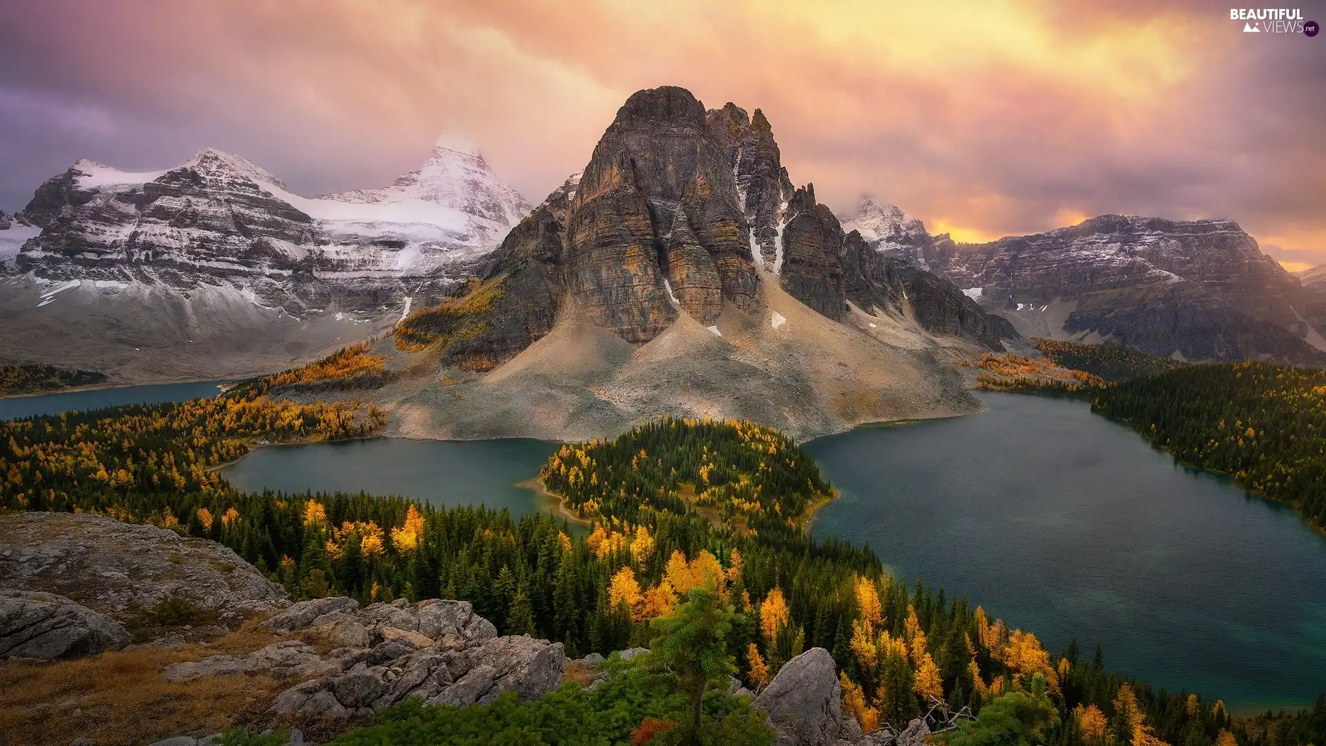 Mount Assiniboine, British Columbia, Mountains, Mount Assiniboine Provincial Park, Canada, lakes, autumn