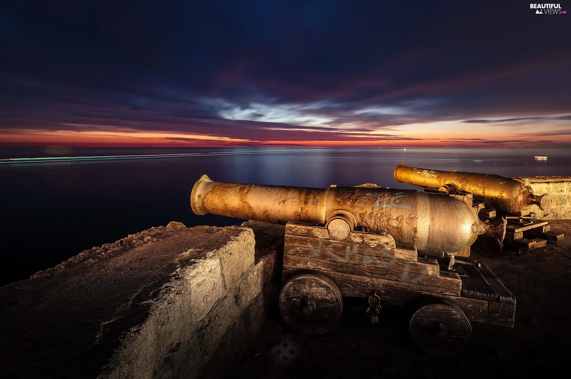 Castello di Monopoli, Apulia Region, Mediterranean, Defensive Walls, fort, Italy, City Monopoli, cannon, Bastione Santa Maria, Castle