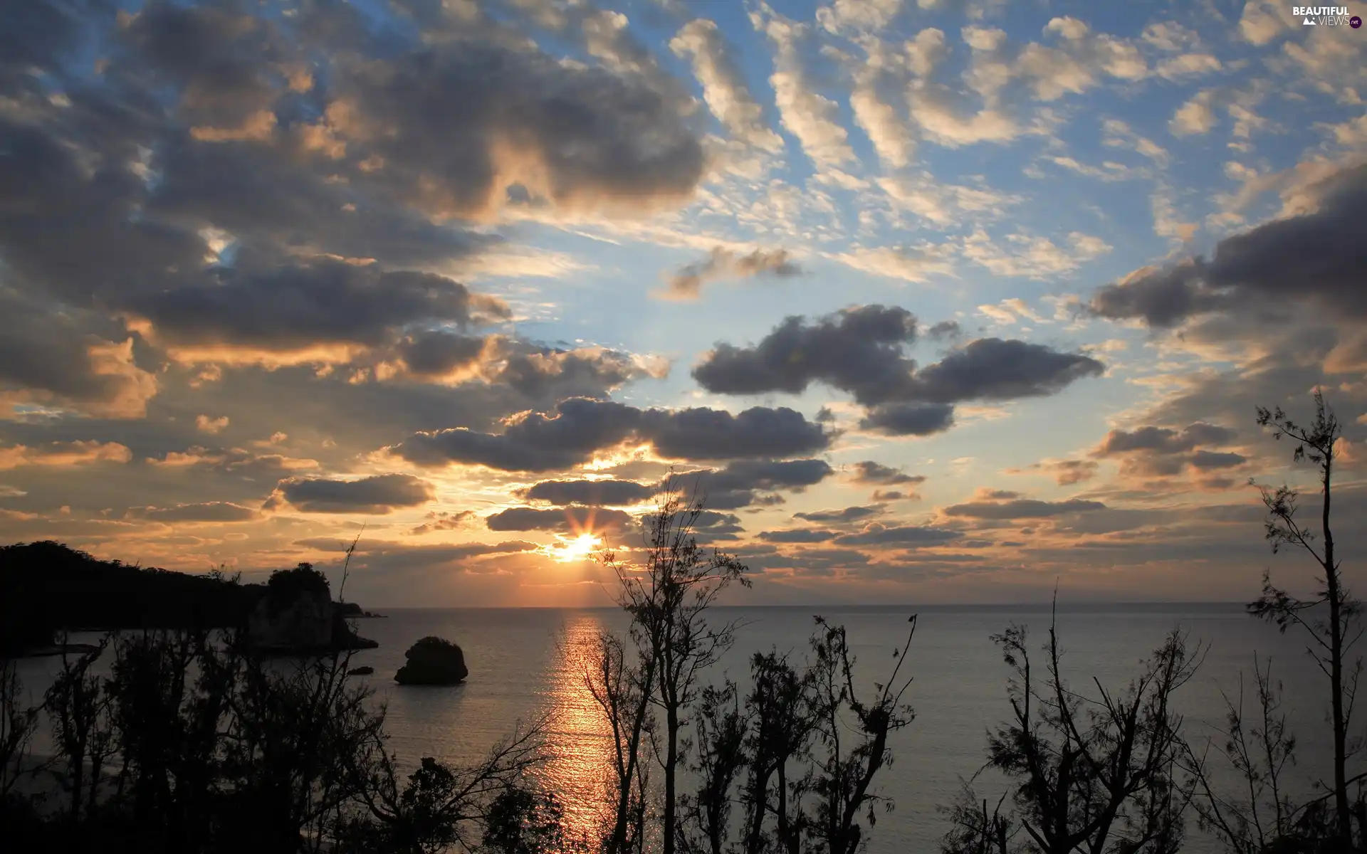 Great Sunsets, sea, clouds