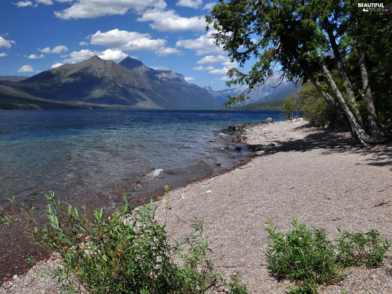 Mountains, lake, coast, clouds