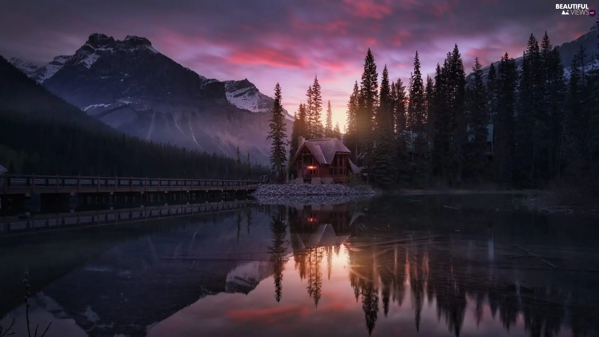 trees, Emerald Lake, Province of British Columbia, house, Canada, clouds, Floodlit, viewes, bridge, Yoho National Park, Mountains, Great Sunsets, lake