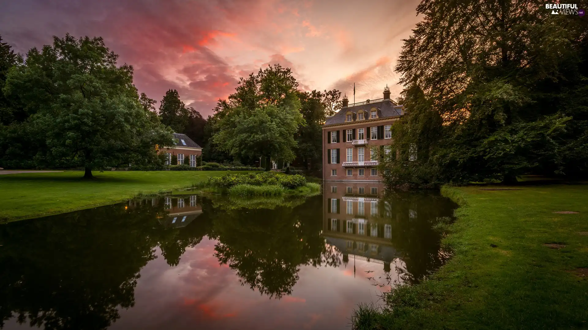 Zypendaal Park, Province of Gelderland, Bransten Family Home Museum - Huis Zypendaal, Arnhem, Netherlands, house, Pond - car