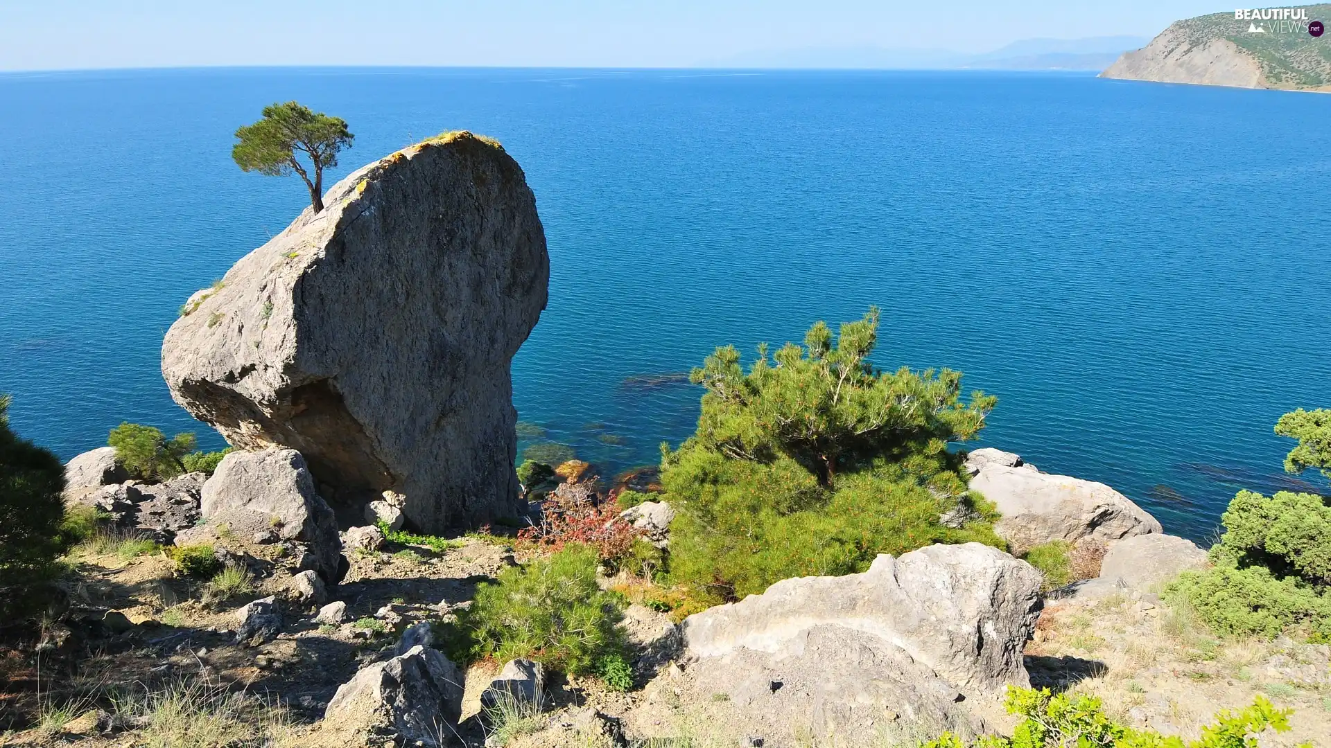 Flauta, sea, rocks