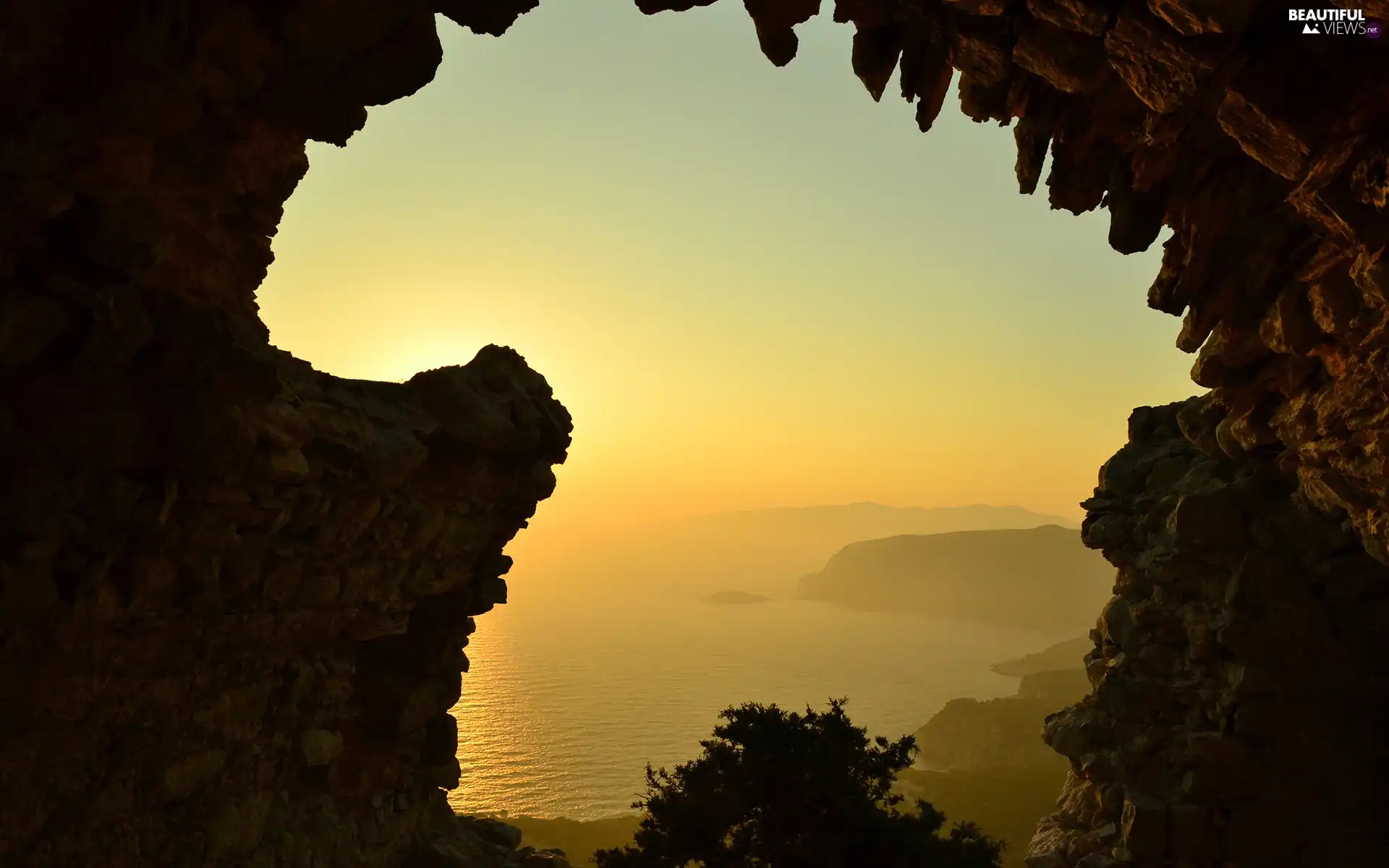 Fog, cave, lake