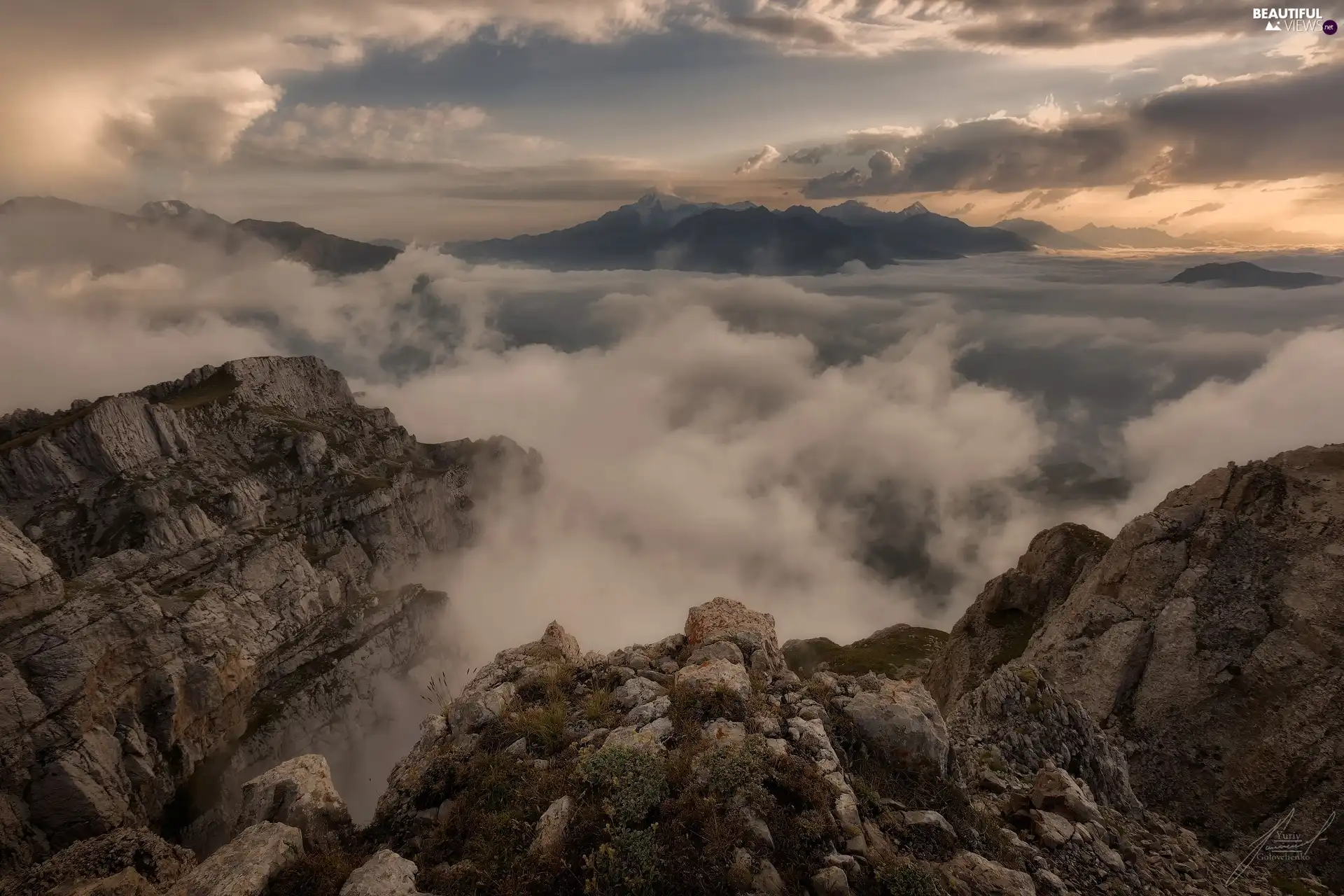 Mountains, rocks, clouds, Fog