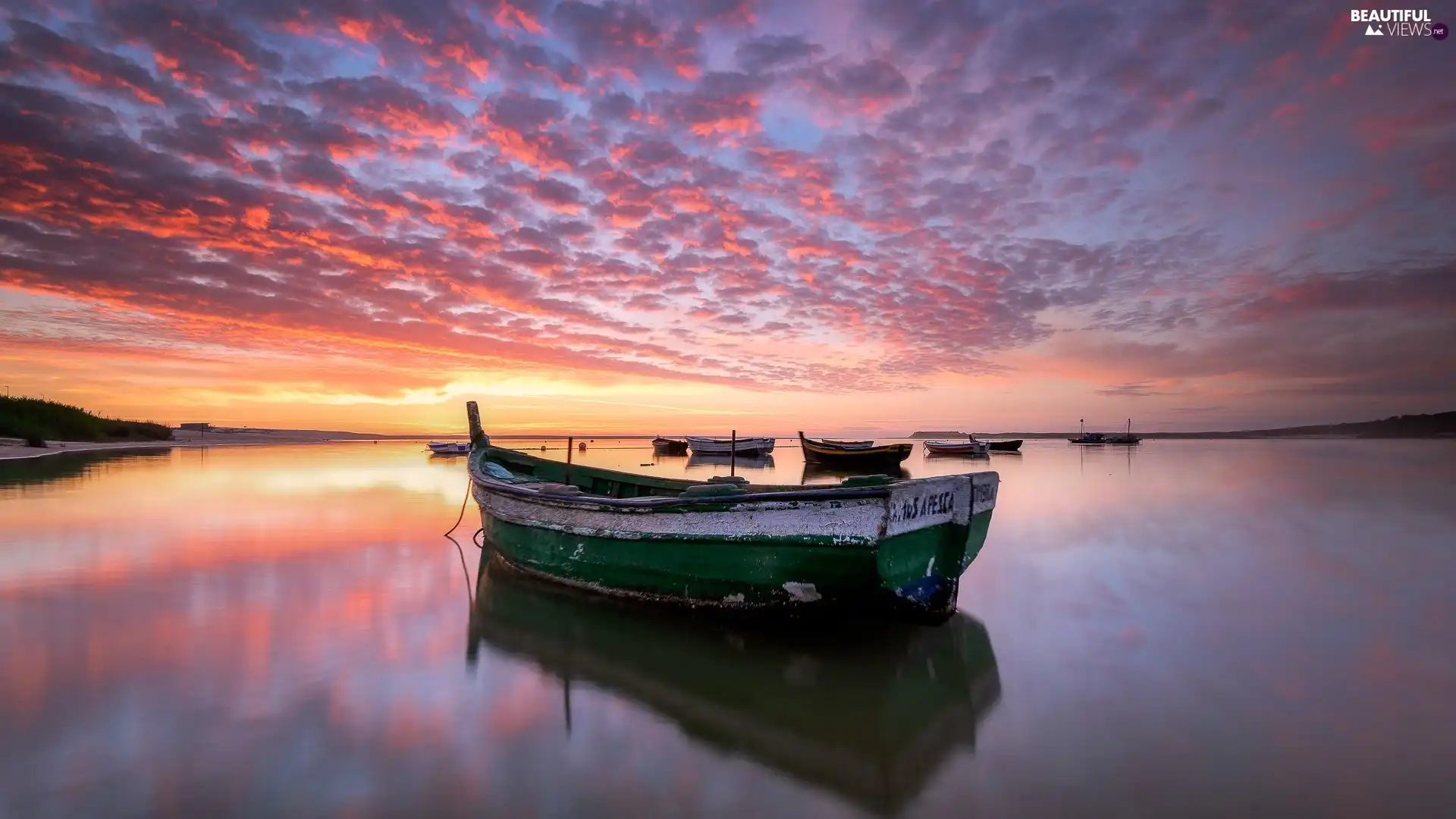 clouds, reflection, boats, Great Sunsets, lake