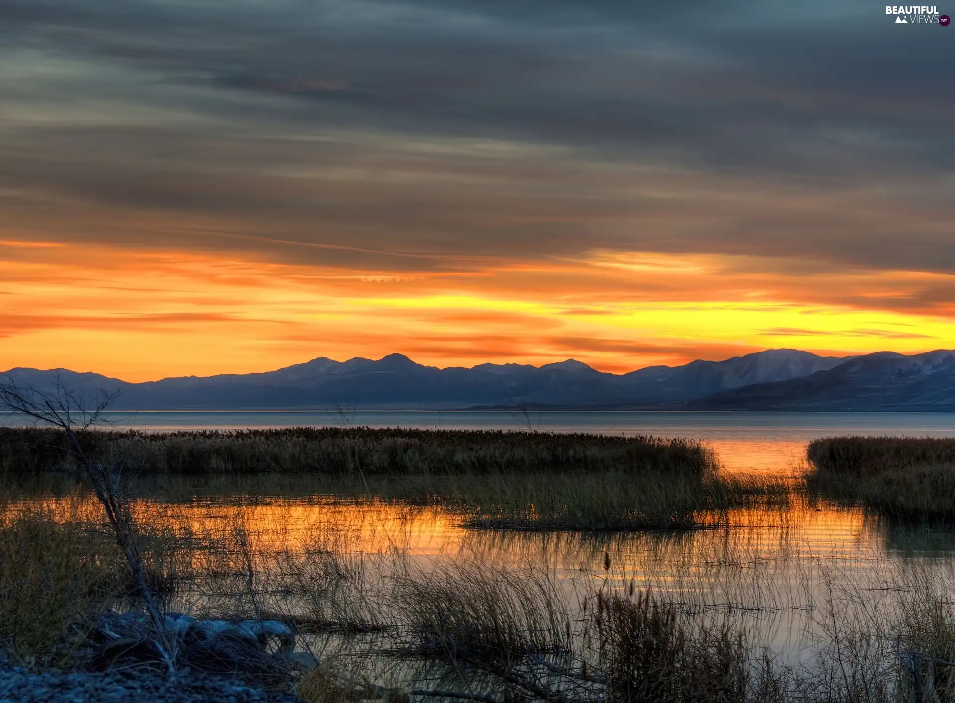 Mountains, scrub, Great Sunsets, lake