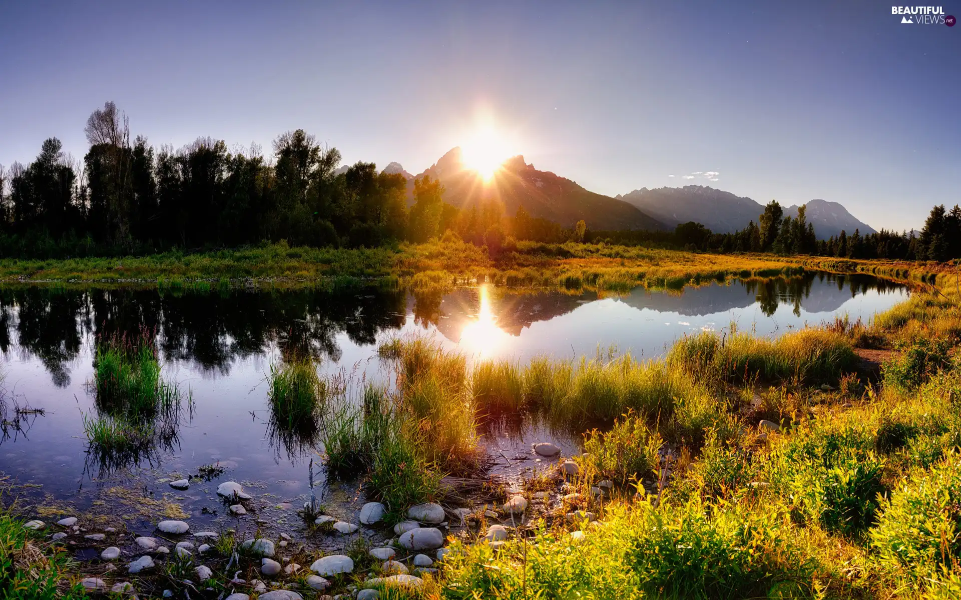 viewes, rays of the Sun, Sky, grass, forest, Great Sunsets, Mountains, Stones, lake, trees