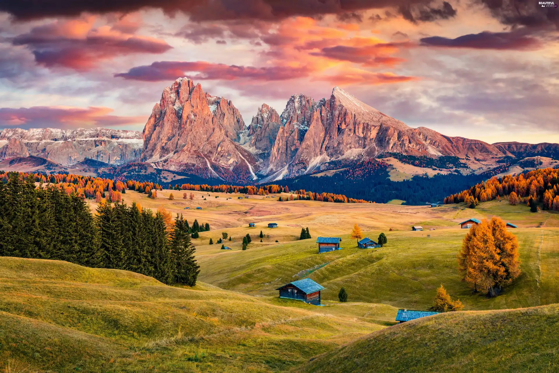 Val Gardena Valley, Sassolungo Mountains, Houses, The Hills, viewes, Italy, Great Sunsets, Seiser Alm Meadow, Dolomites, clouds, trees