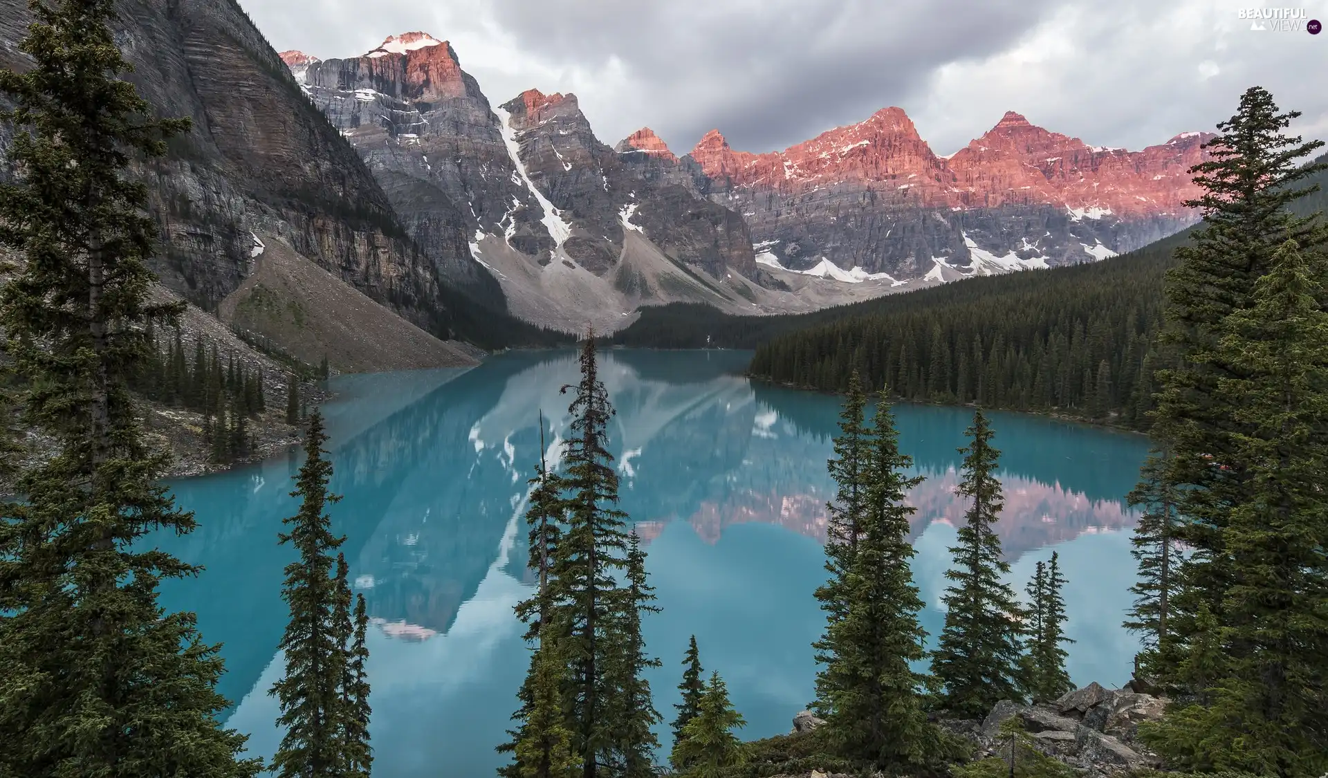 Province of Alberta, Lake Moraine, Mountains, trees, Spruces, Canada, Banff National Park, viewes