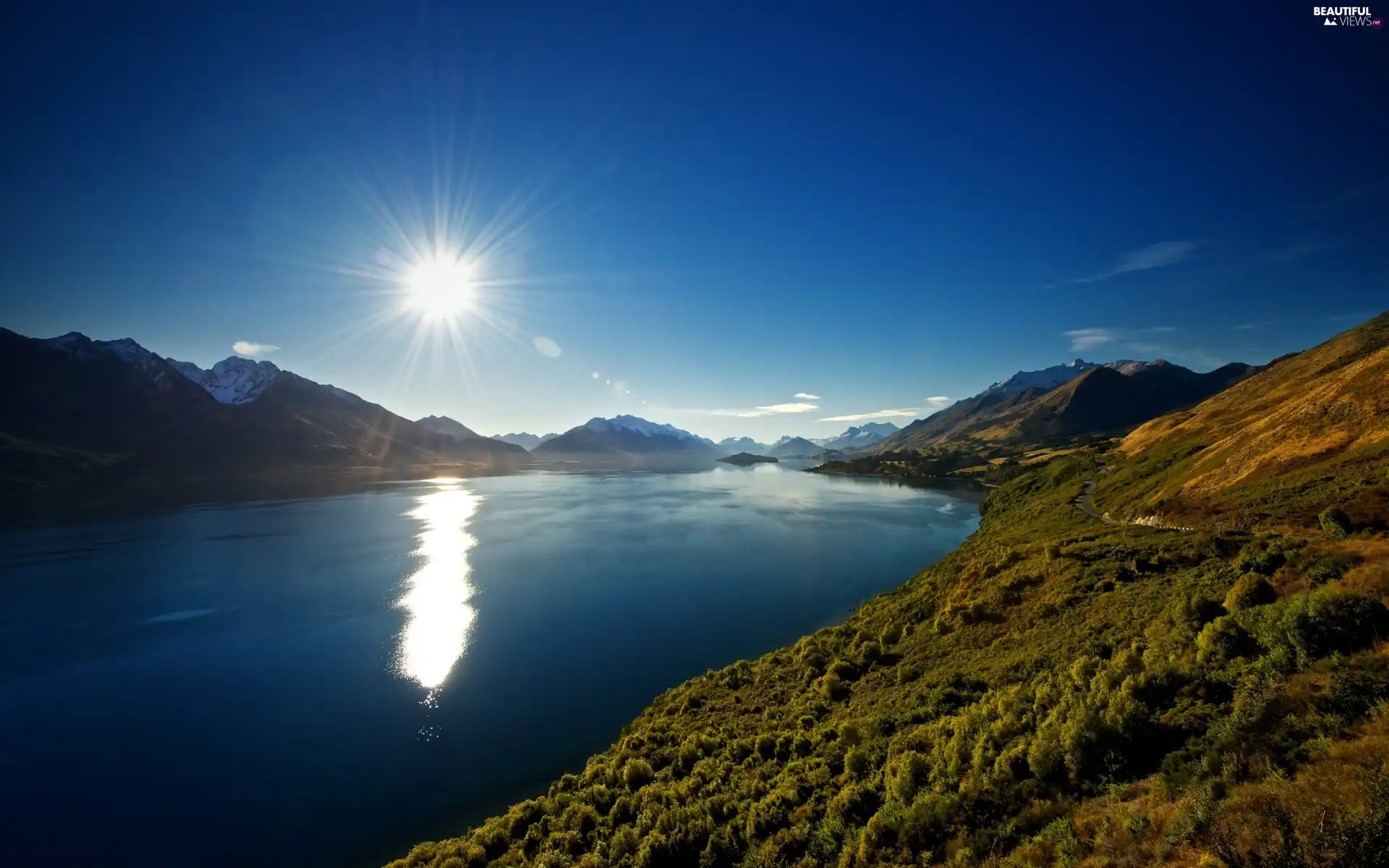 rays of the Sun, Mountains, lake