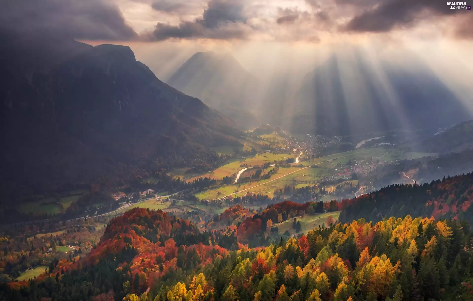light breaking through sky, autumn, Slovenia, Mountains, Jesenice Commune