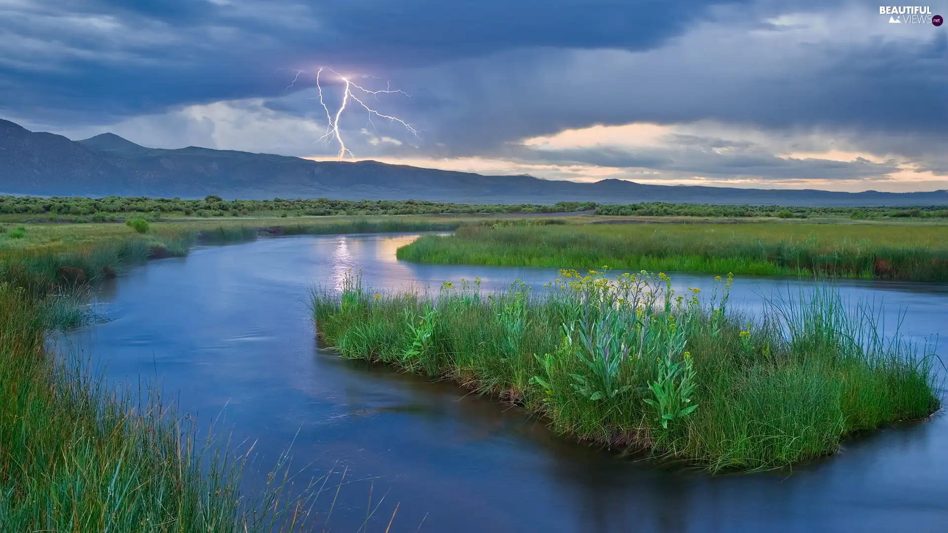 Mountains, River, viewes, trees, clouds, lightning, lightning, green, grass, Storm, Sky