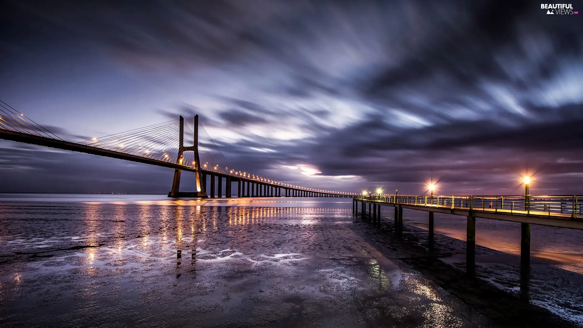 Portugal, Vasco da Gama Bridge, Tag River, Lizbona