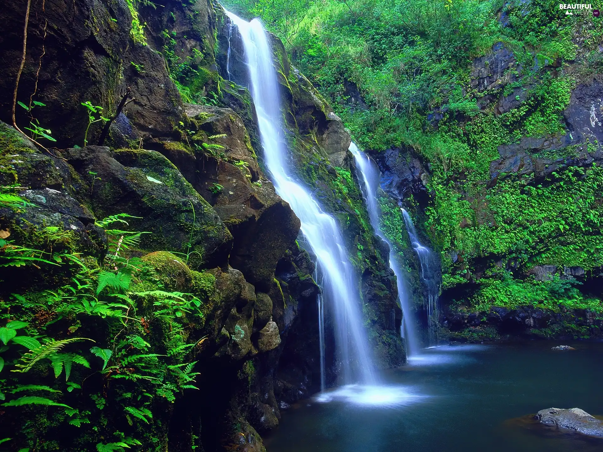 Aloha State Hawaje, waterfall, Maui