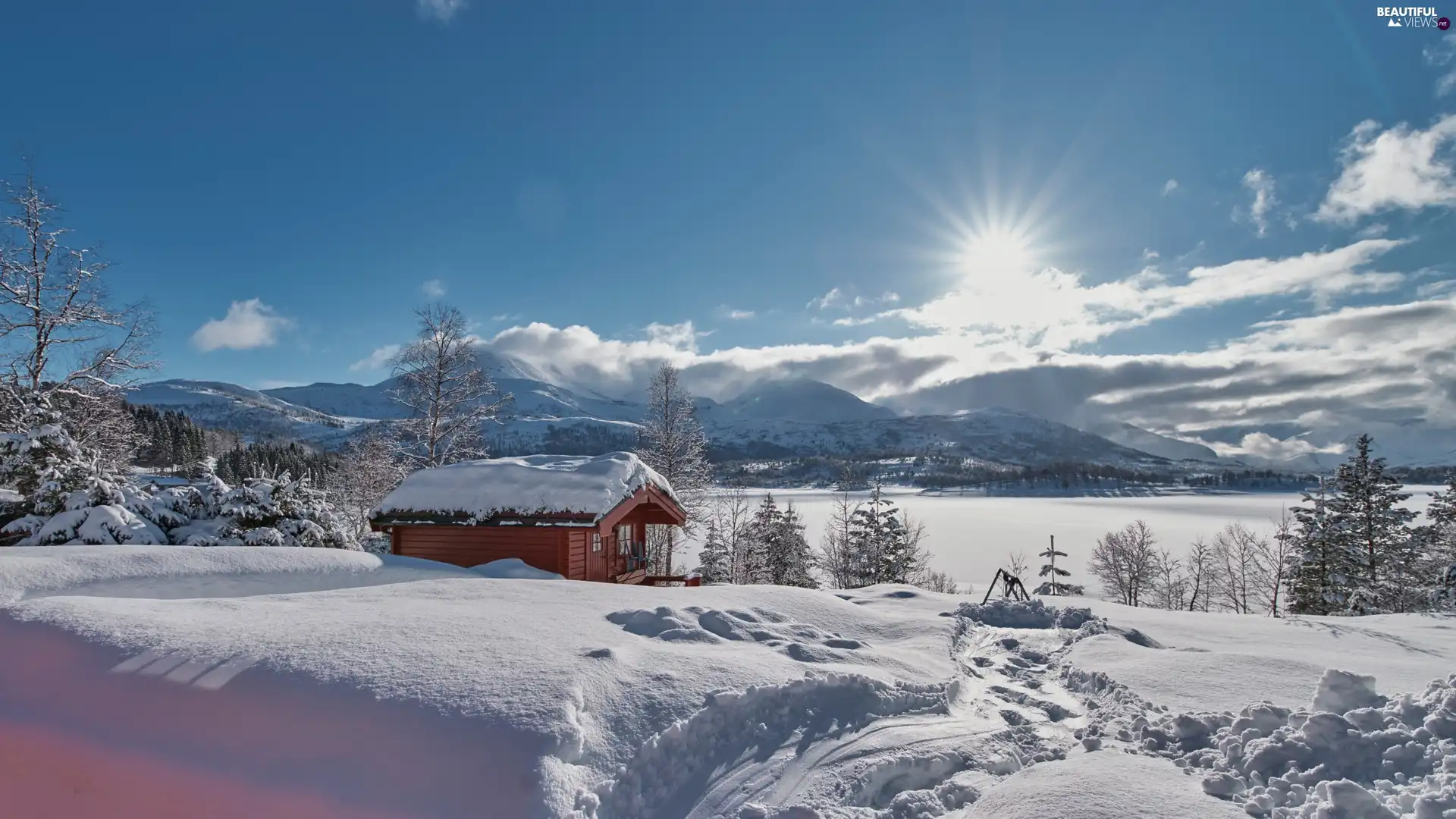 Sykkylven, winter, rays of the Sun, Mountains, Way, More og Romsdal Region, Norway, house