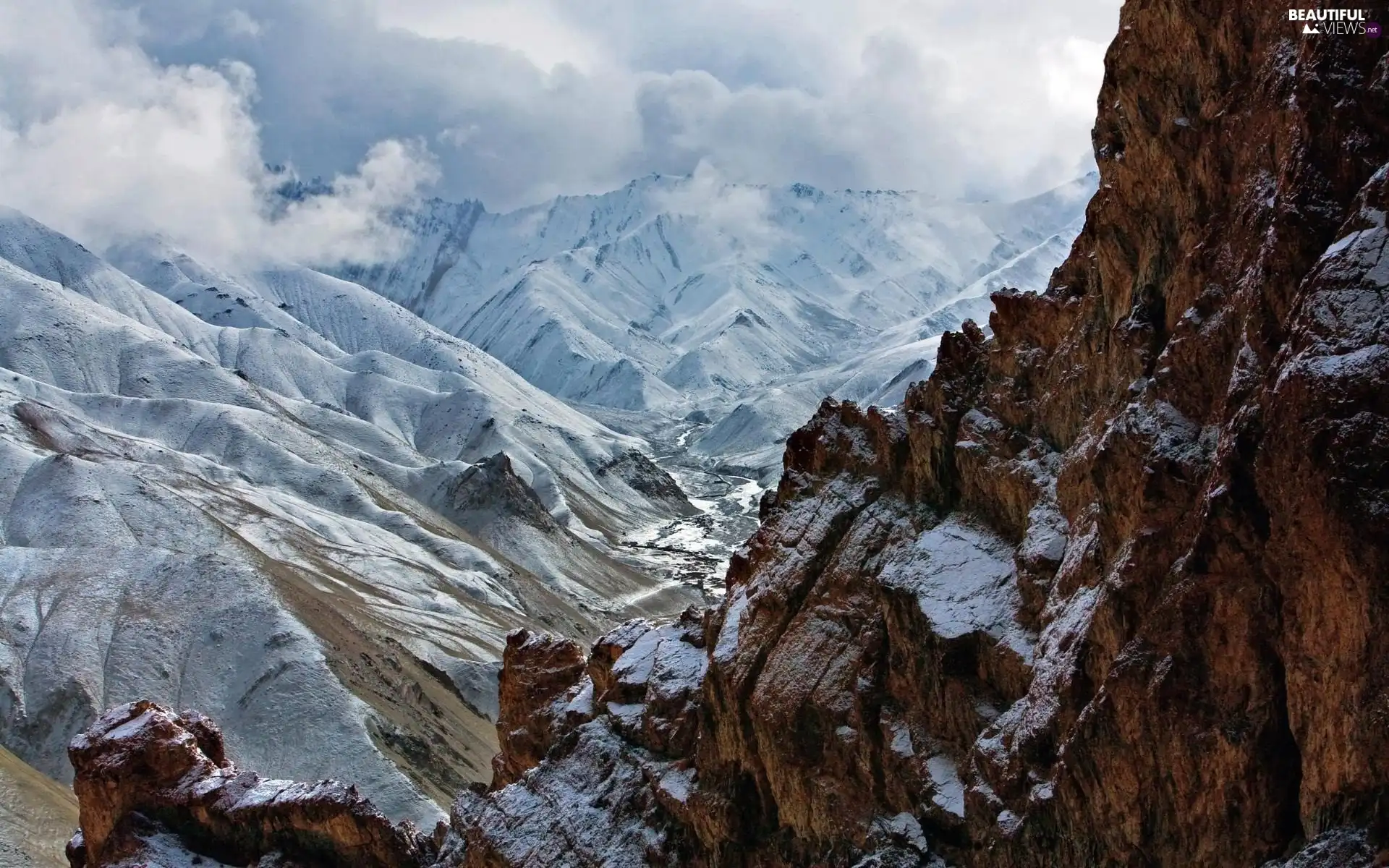 Rocky, Mountains