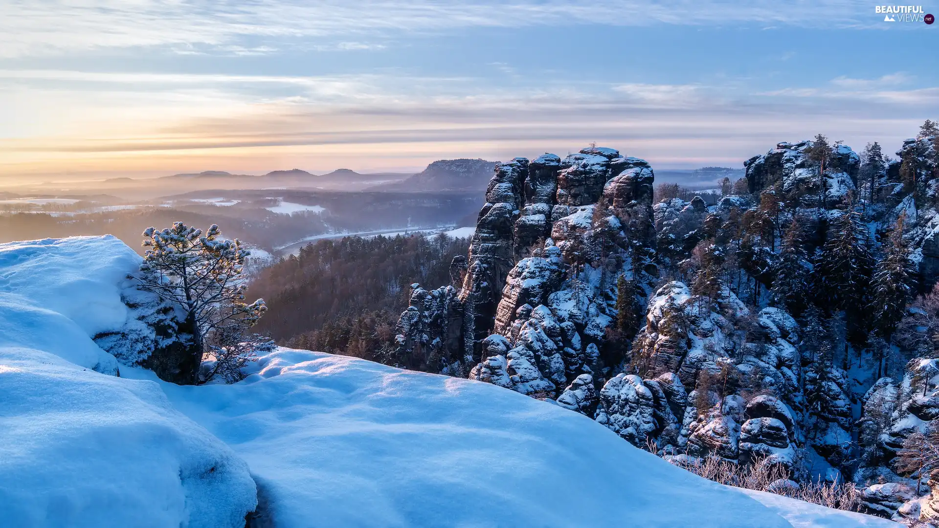 Saxon Switzerland National Park, Germany, Mountains, rocks, winter, snow, Fog, Sunrise, River Elbe