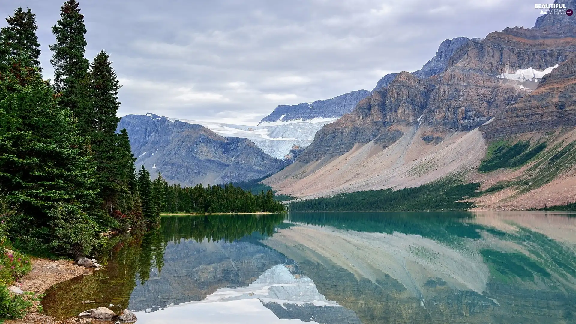 Canada, Bow Lake, viewes, Banff National Park, rocky mountains, trees, clouds