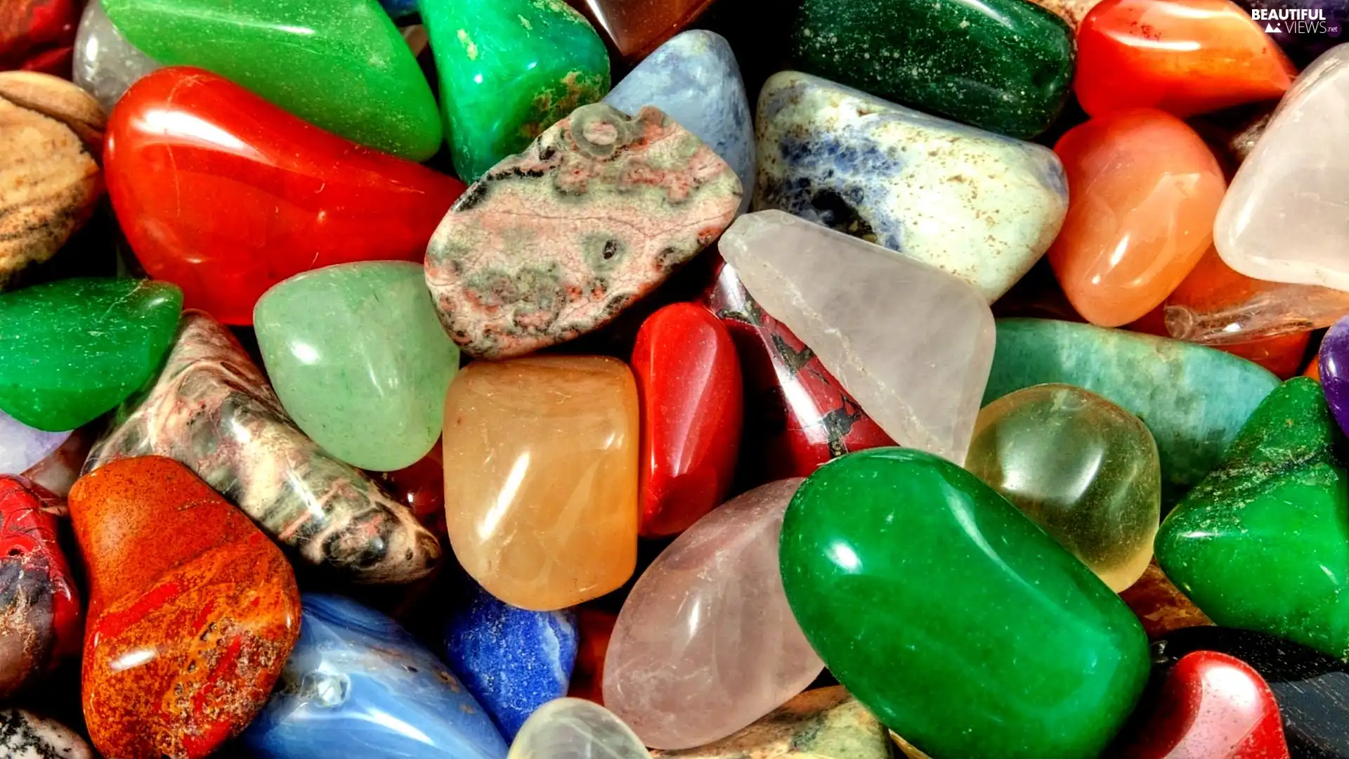 color, Pebble