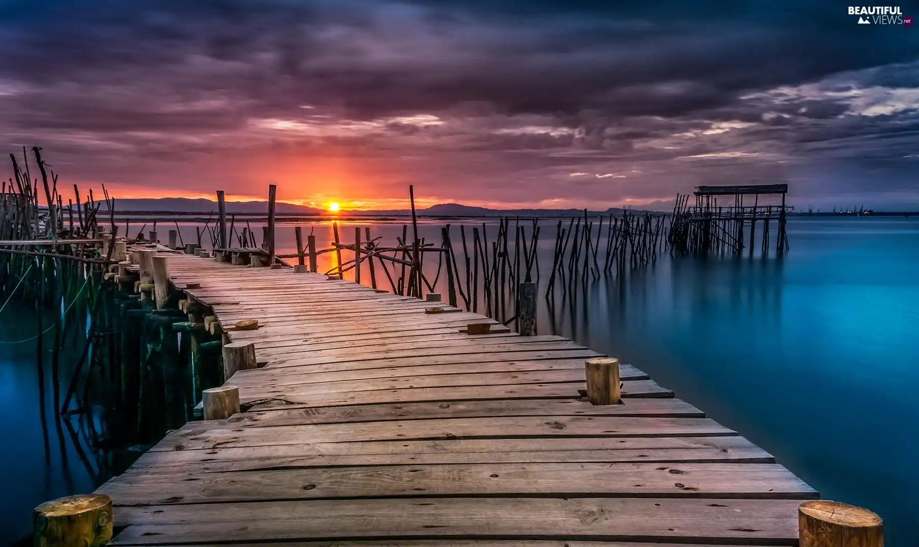 Great Sunsets, sea, Platform