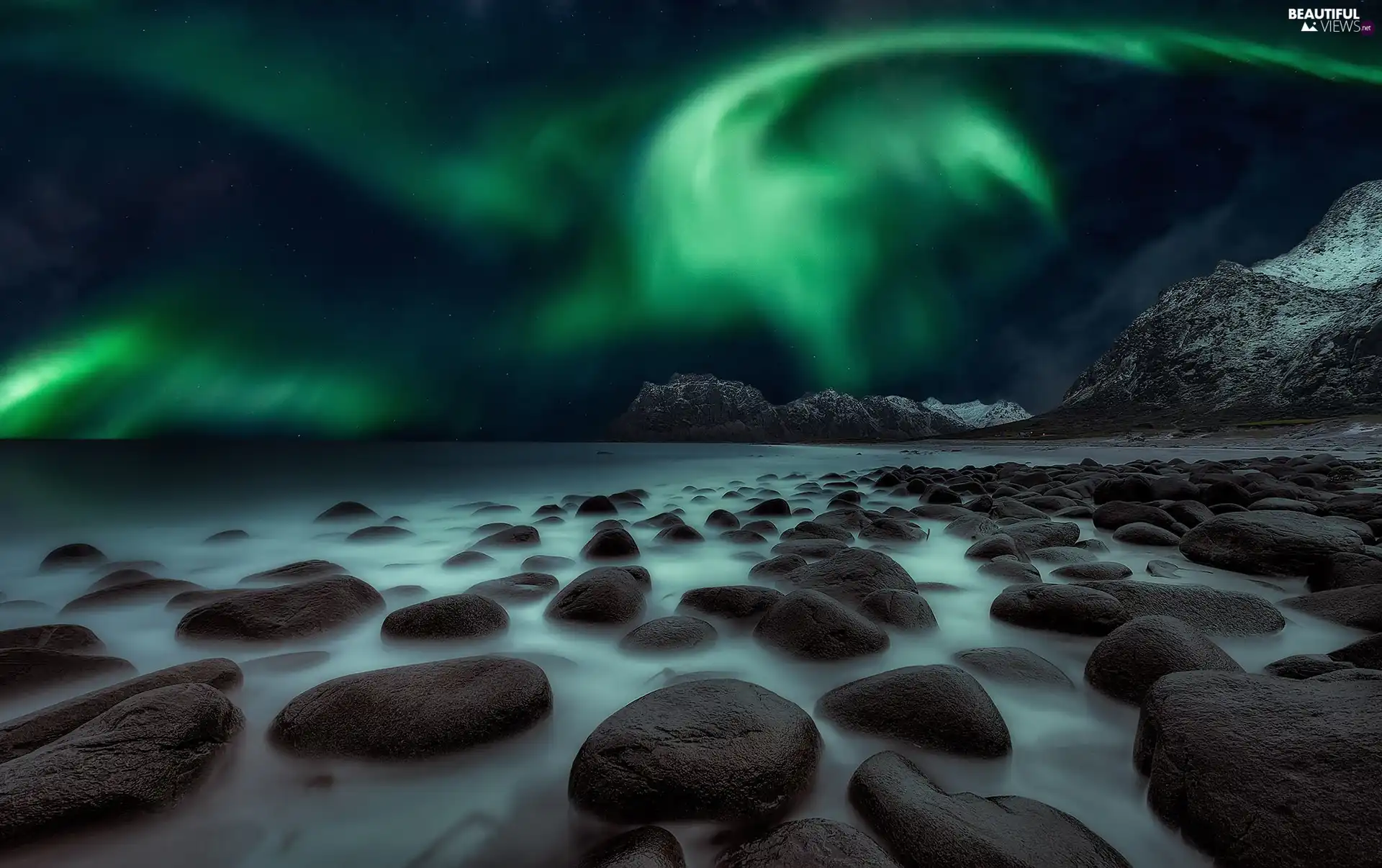 aurora polaris, Mountains, Stones, sea