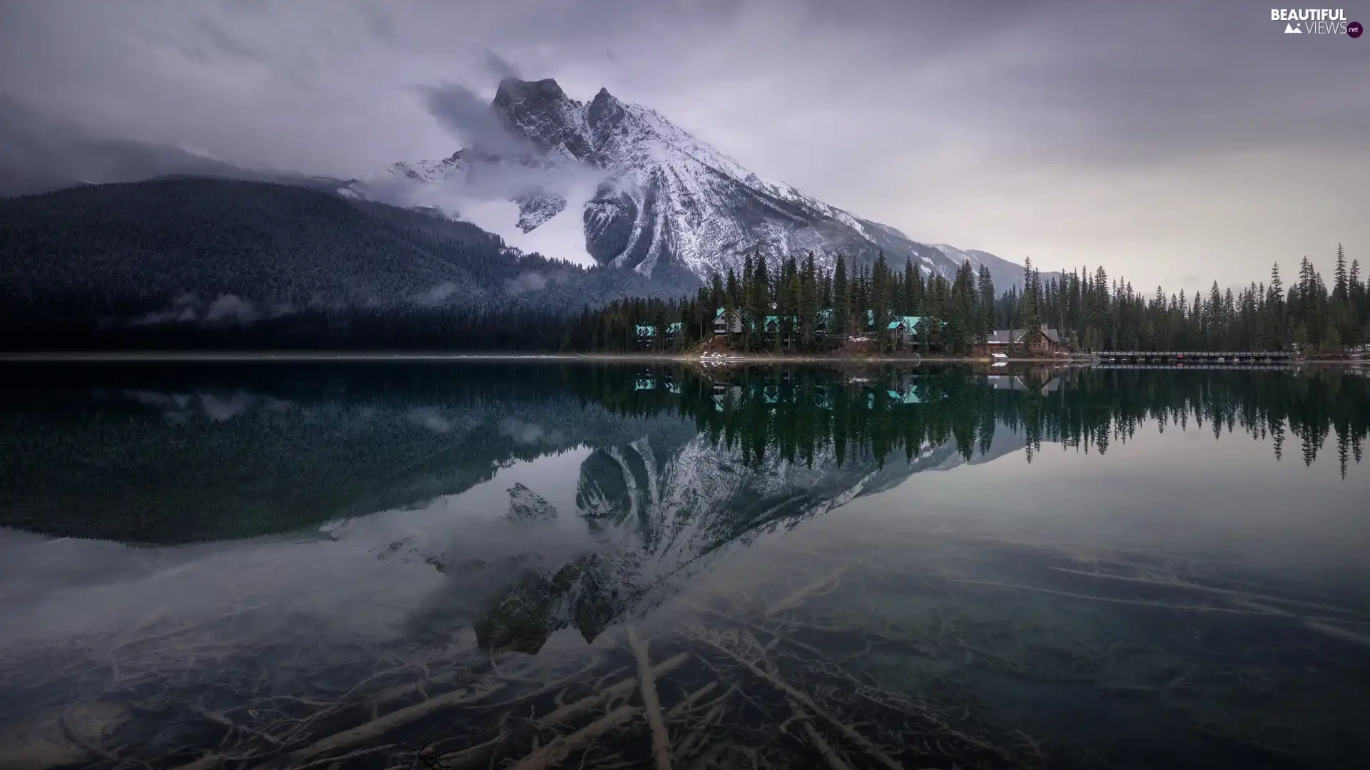 Emerald Lake, Yoho National Park, house, bridge, Province of British Columbia, Canada, forest, clouds, Mountains