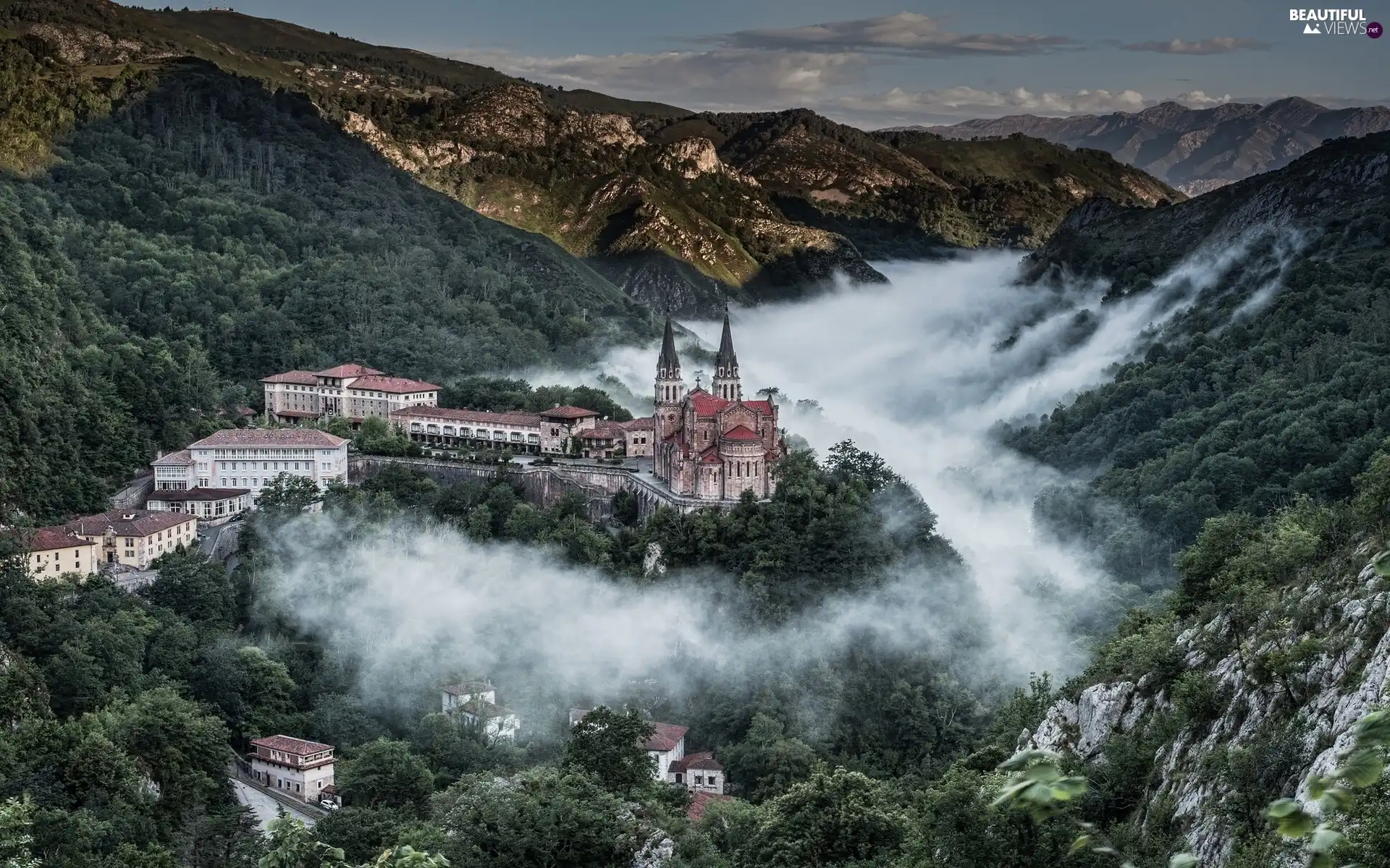 rocks, Fog, Mountains, woods, Castle