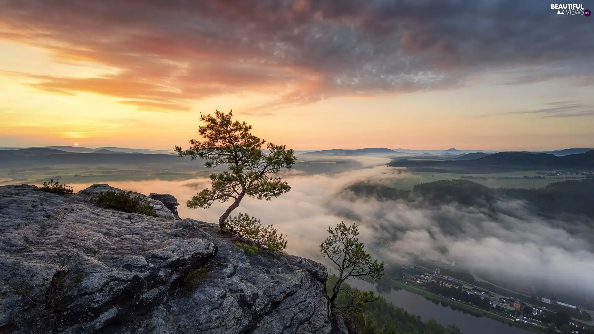 Rocks, Mountains, trees, pine, Sunrise, clouds, Houses, Fog, River