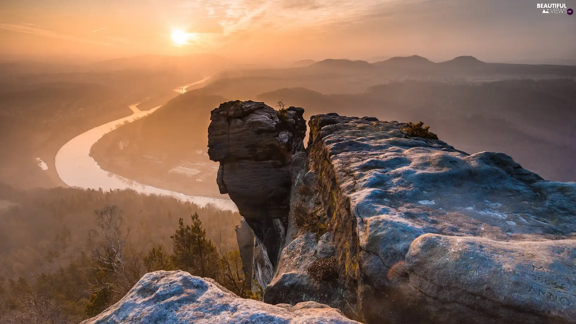 Fog, rocks, Mountains, Sunrise, River